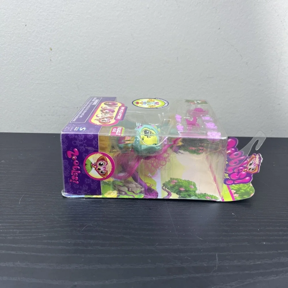 Zoobles Pouncer #242 Petagonia Dog Figure Spin Master
